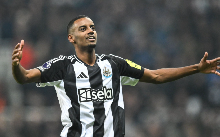 瑞典主帅波特谈伊萨克伤病:期待出战,谨慎评估